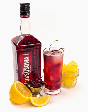 Luksusowa Wisniowa Cherry Liqueur [Poland]